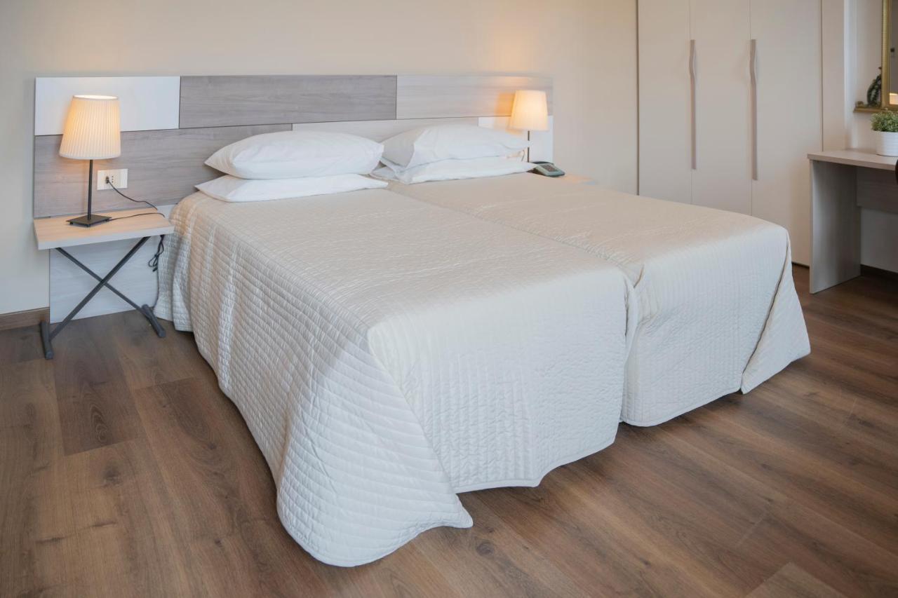 Albergo Celeste Sestri Levante Bagian luar foto